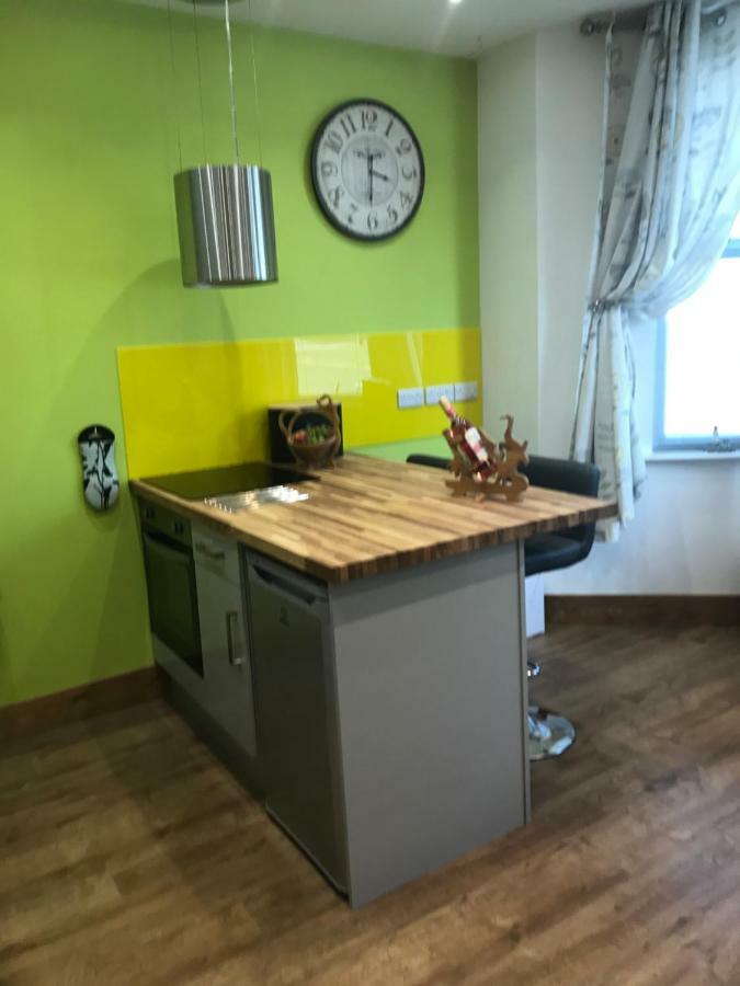 Nant Apartment - Ground Floor Menai Bridge Buitenkant foto