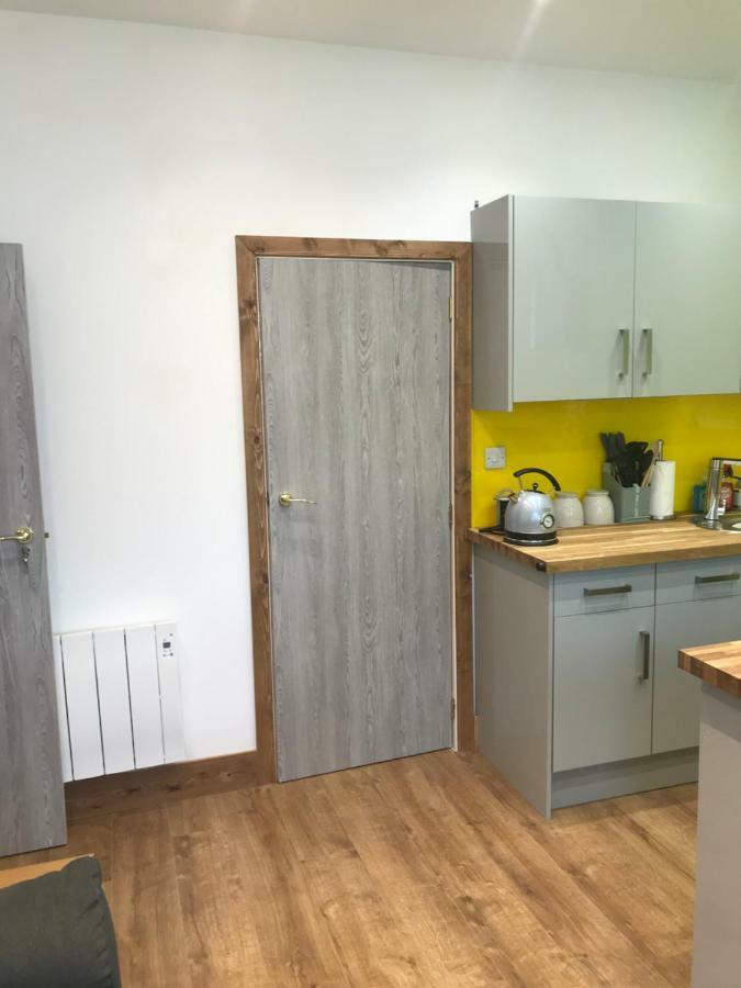 Nant Apartment - Ground Floor Menai Bridge Buitenkant foto